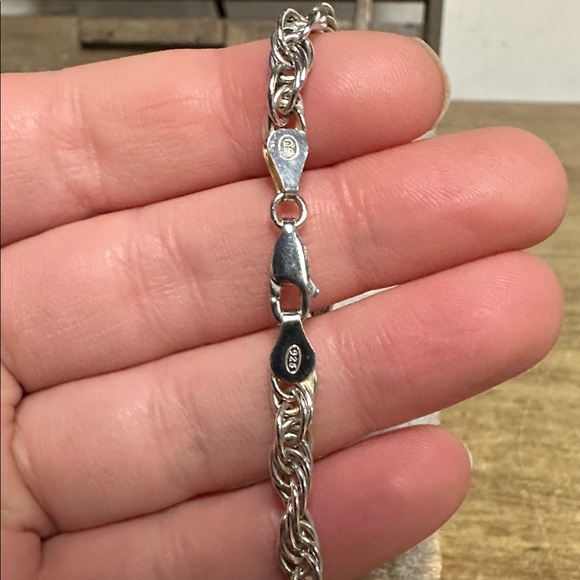 925 sterling silver great shape solid Italian twisted rope stamped SU bracelet - Picture 4 of 6